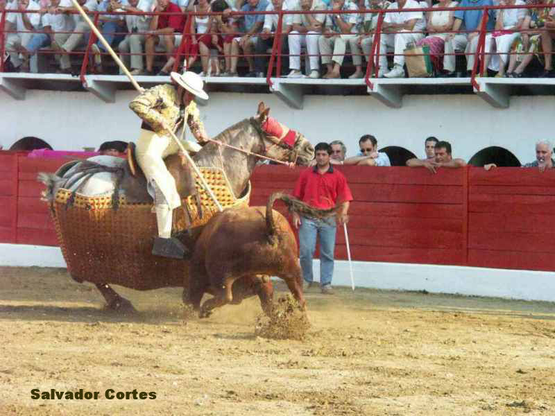 2004-07-31_2324_Salvador_Cortes.JPG