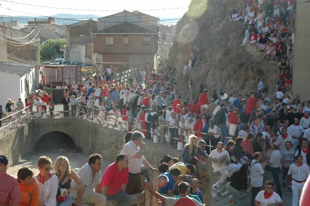 2005-08_2543_Falces,_encierro.JPG