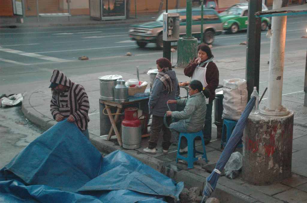 0240_Mexico,_scene_de_rue_.JPG