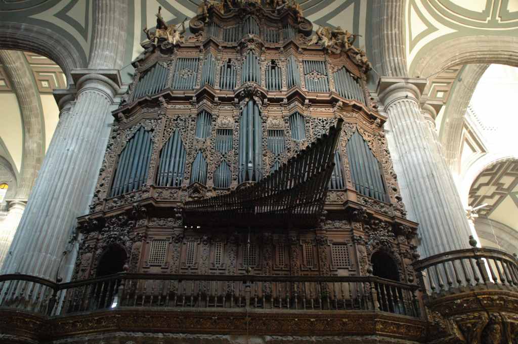 0300_Mexico,_cathedrale.JPG