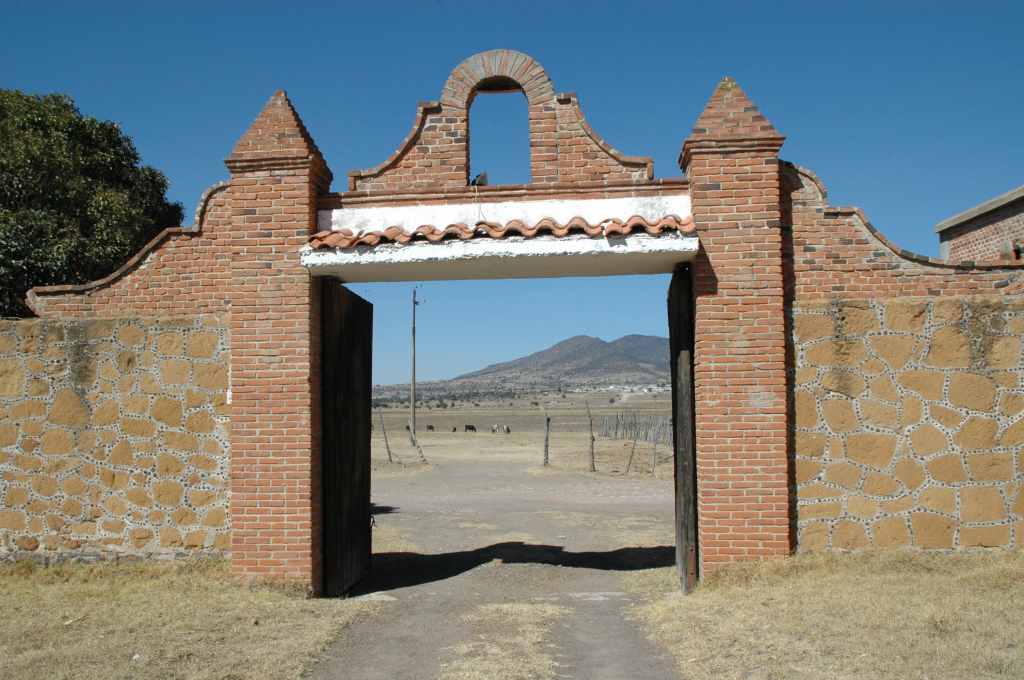 2080_Tlaxcala,_ganaderia_La_Laguna.JPG
