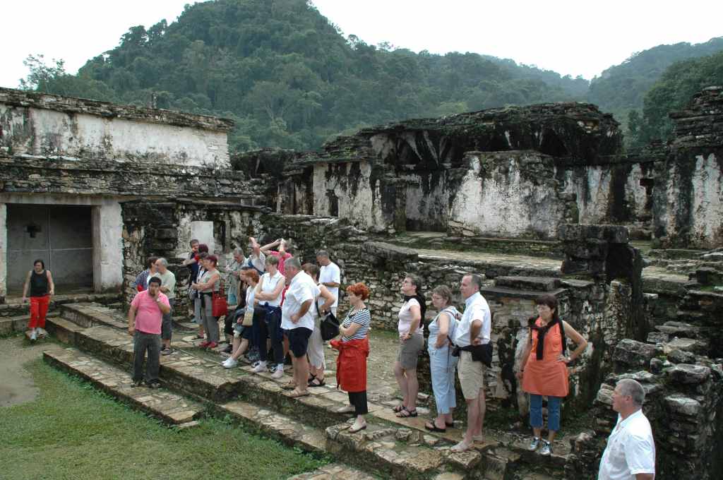 6060_Palenque,_site_Maya.JPG