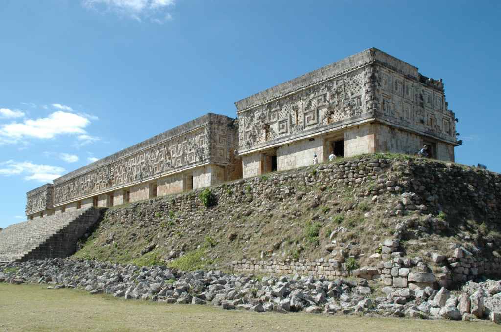 6720_site_de_Uxmal.JPG