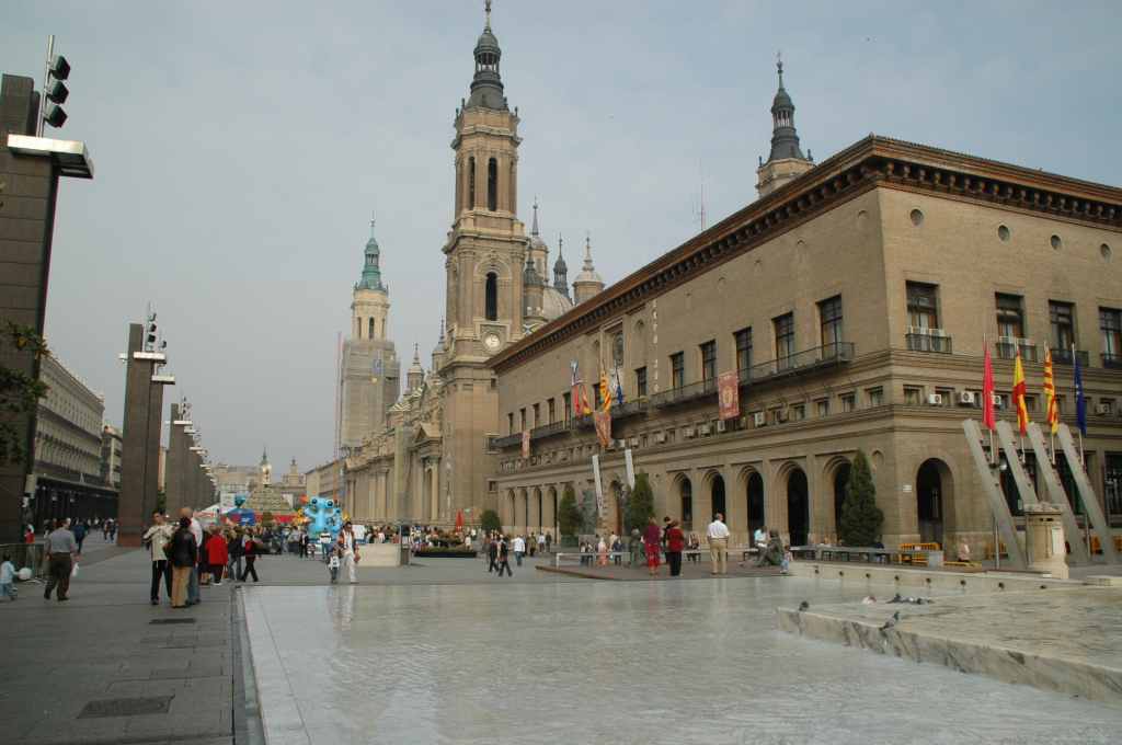 7094_basilica_de_El_Pilar.JPG
