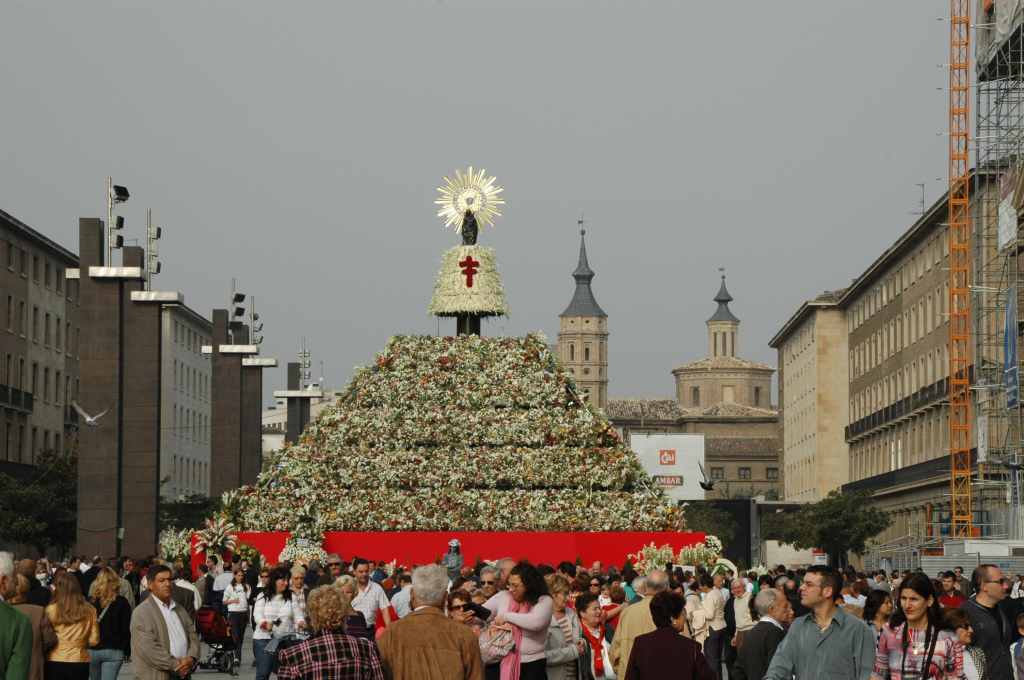 7099_basilica_de_El_Pilar.JPG