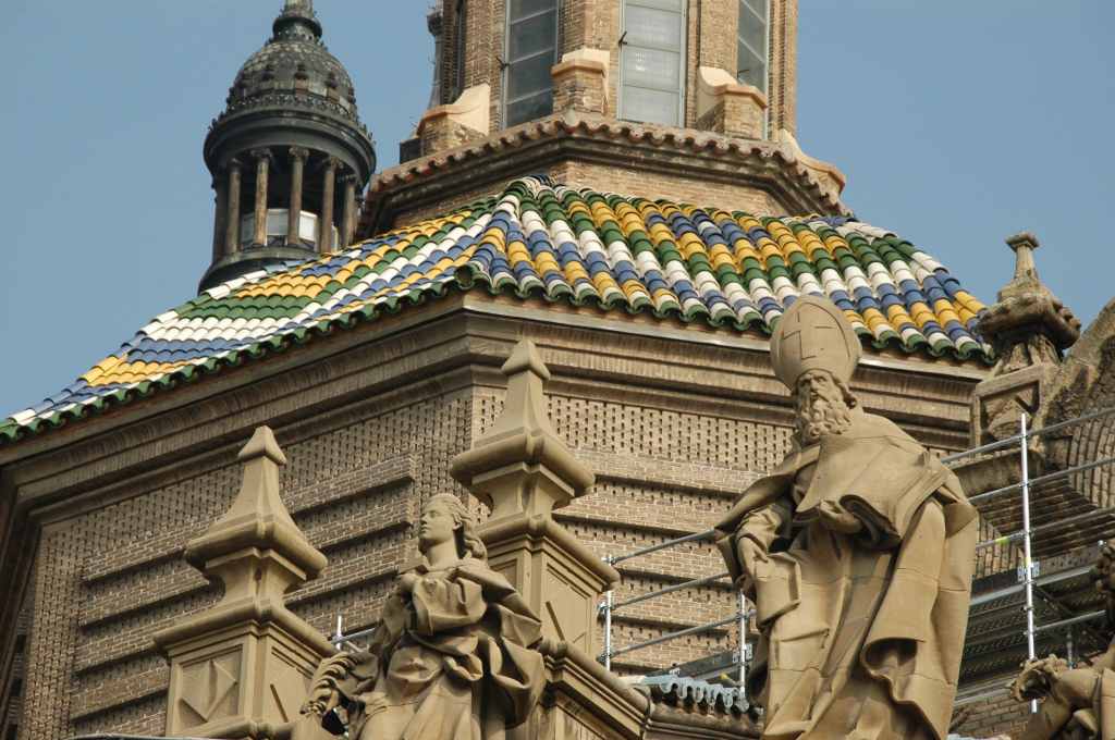 7109_basilica_de_El_Pilar.JPG