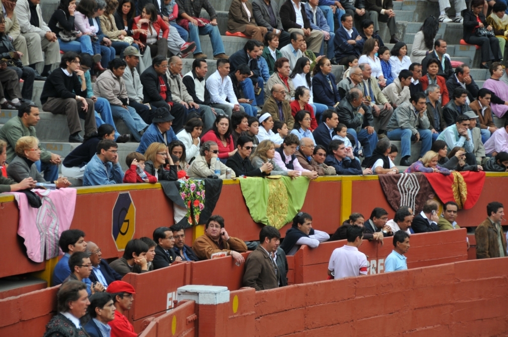 02040_Lima,_novillada_a_Acho_DSE_2278.JPG