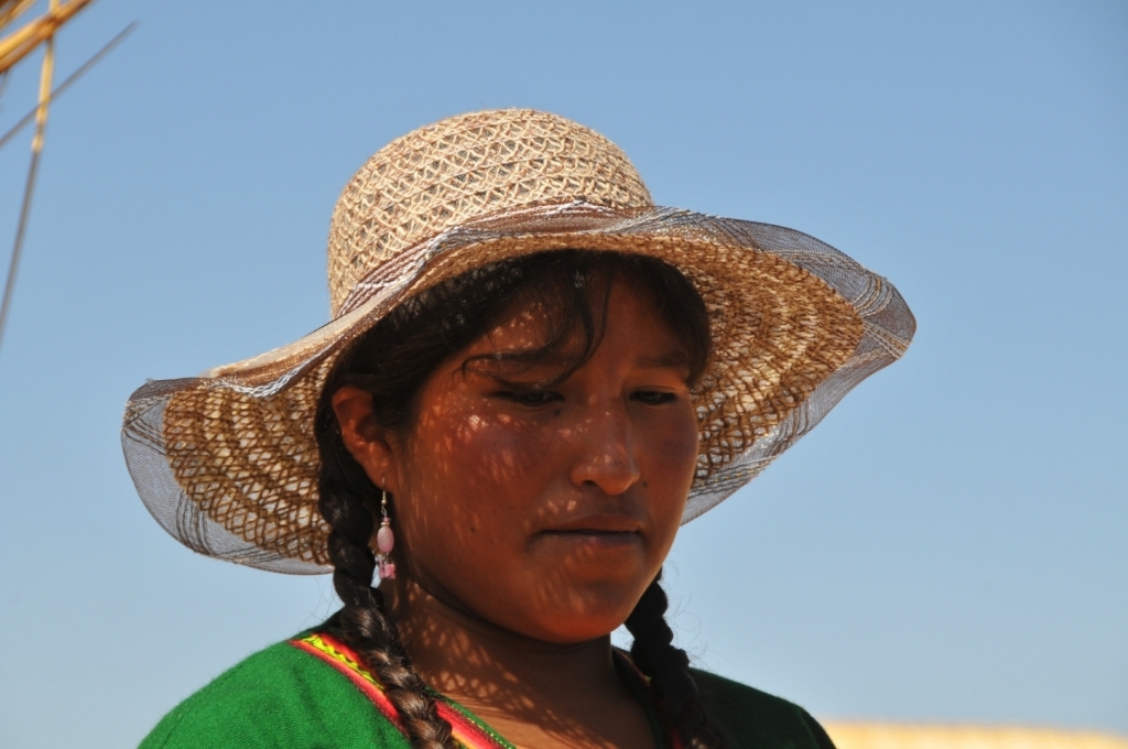 09280_lac_Titicaca,_iles_flottantes_DSE_3285.JPG