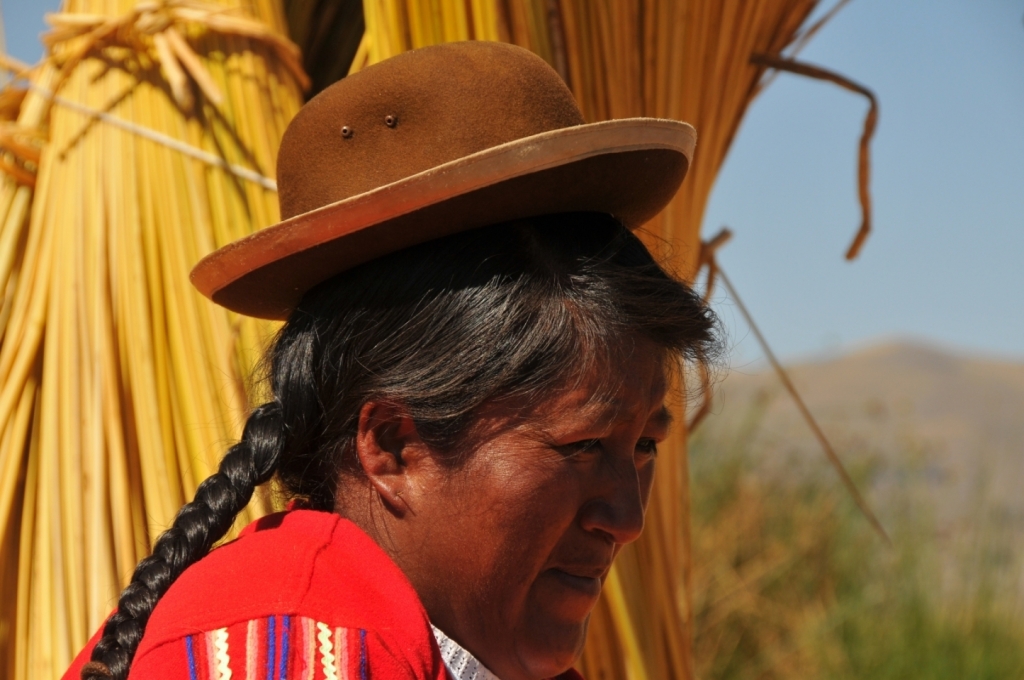 09290_lac_Titicaca,_iles_flottantes_DSE_3286.JPG